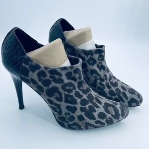 Donald J Pliner Leopard‎ Print Ankle Booties Stiletto Heels Pointed Toe